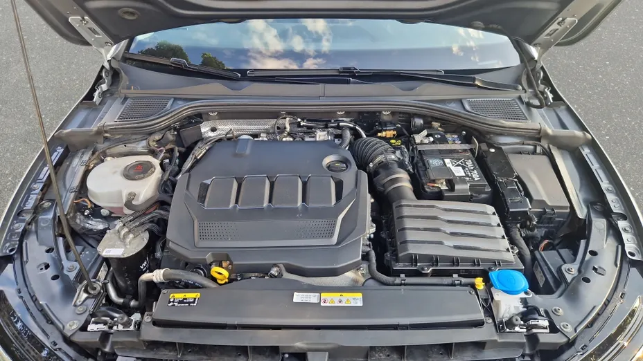 VOLKSWAGEN Golf Golf VIII 2.0 TDI Life