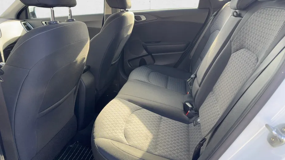 KIA Cee'd Ceed 1.6 CRDi SCR M