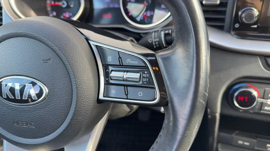 KIA Cee'd Ceed 1.6 CRDi SCR M