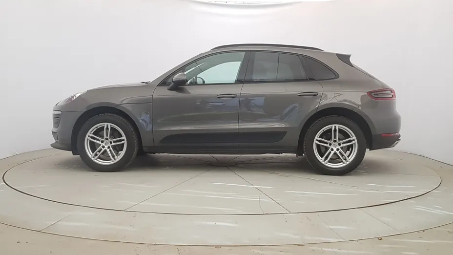 PORSCHE Macan Macan