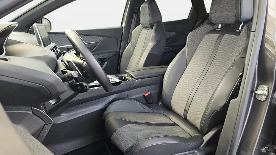 PEUGEOT 3008 3008 1.2 PureTech Allure Pack S&S EAT8