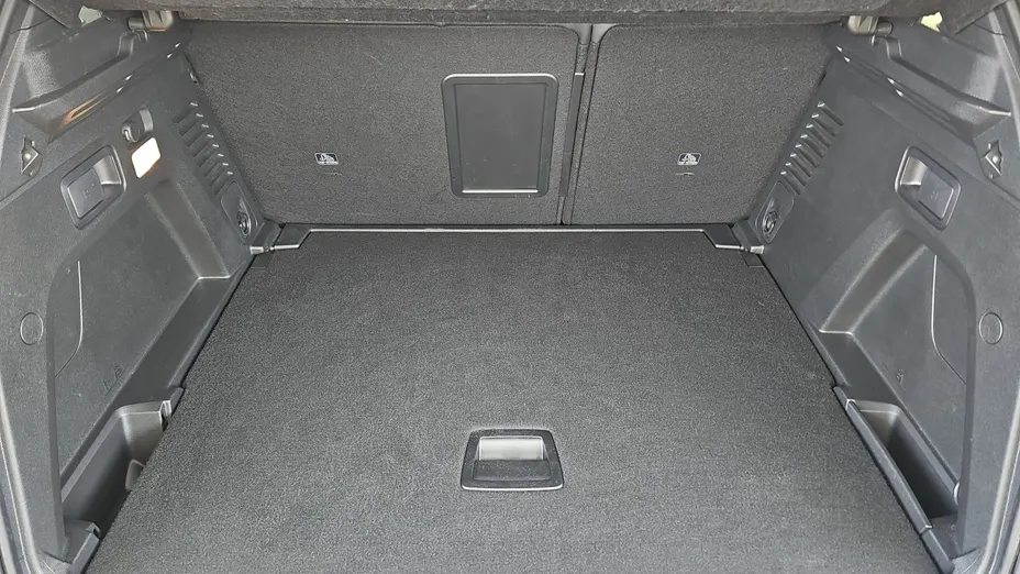 PEUGEOT 3008 3008 1.2 PureTech Allure Pack S&S EAT8