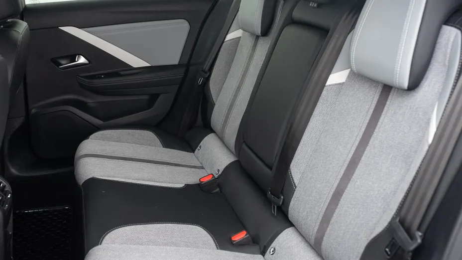 OPEL Astra Astra VI 1.2 T Elegance S&S aut