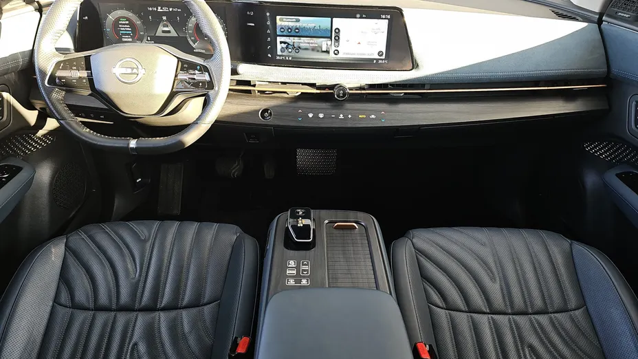 NISSAN Ariya Ariya 87kWh e-4orce Evolve +