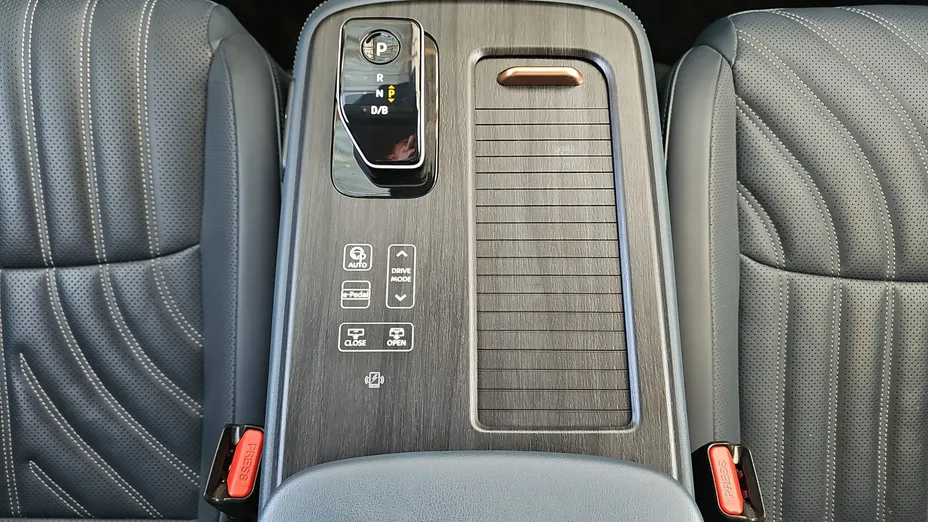 NISSAN Ariya Ariya 87kWh e-4orce Evolve +