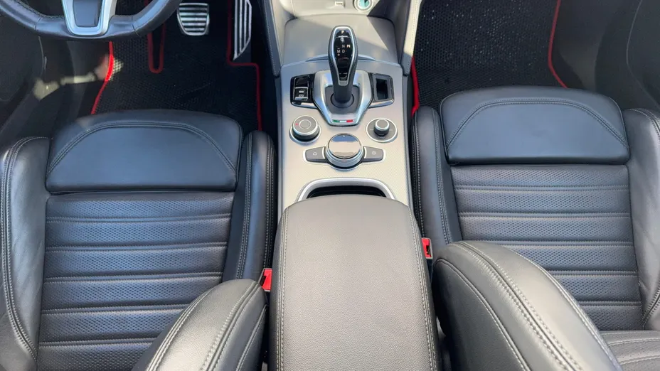 ALFA ROMEO Stelvio Stelvio 2.0 Turbo Veloce Q4 aut