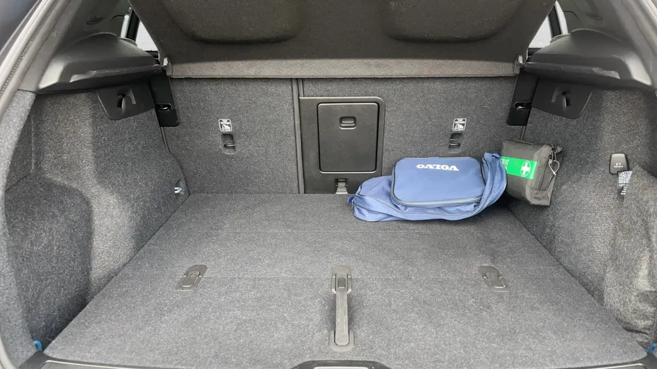 VOLVO XC40 XC40 B3 Core aut