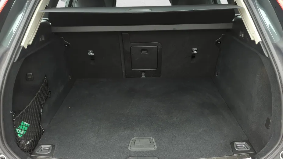 VOLVO XC60 XC60 B5 B AWD Plus Bright aut