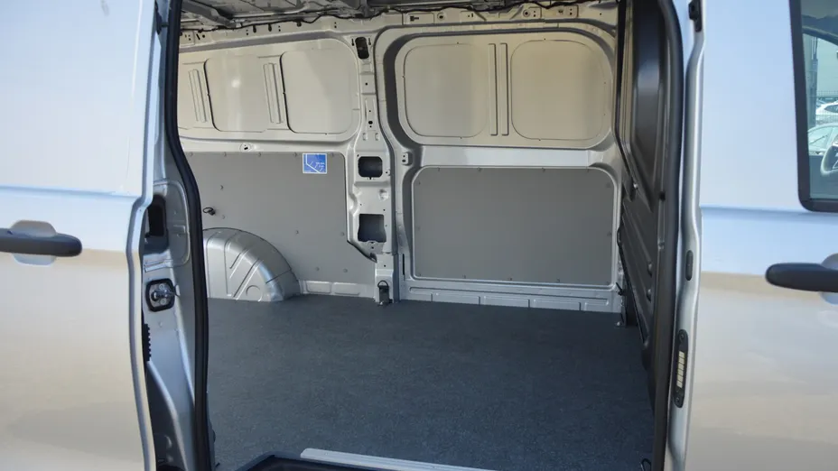 VOLKSWAGEN Transporter Transporter TDI L2H1