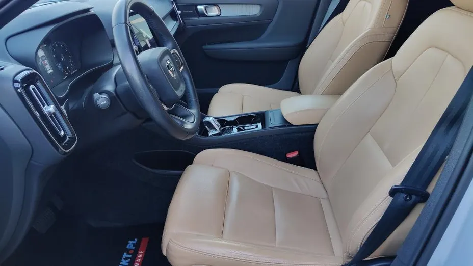 VOLVO XC40 XC40 B4 B Inscription aut