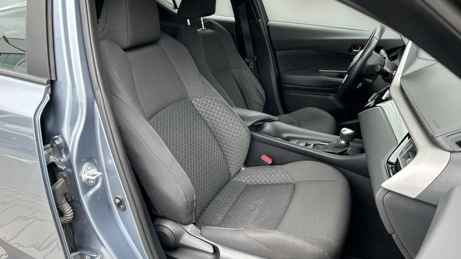 TOYOTA C-HR C-HR 1.8 Hybrid Comfort