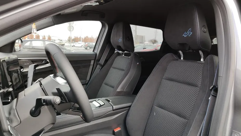 RENAULT Austral Austral 1.3 TCe mHEV Iconic esprit Alpine aut