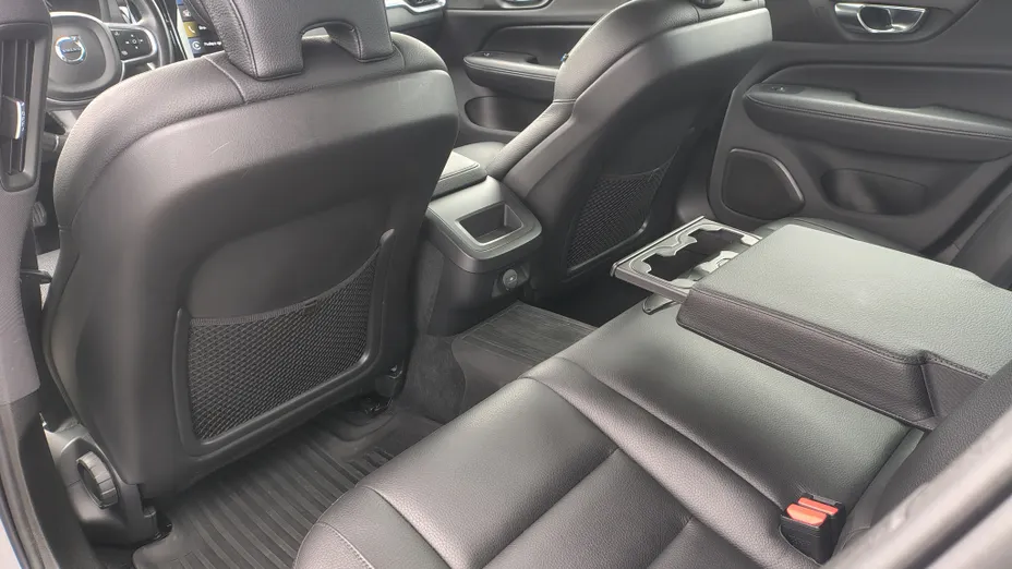 VOLVO V60 V60 B4 D Momentum Pro aut