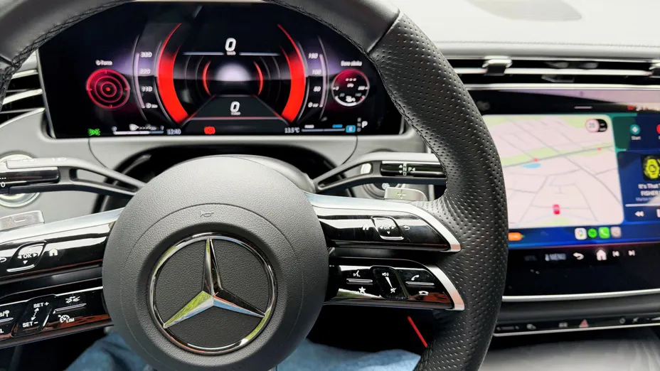MERCEDES-BENZ E Klasa E 200 mHEV AMG 9G-Tronic