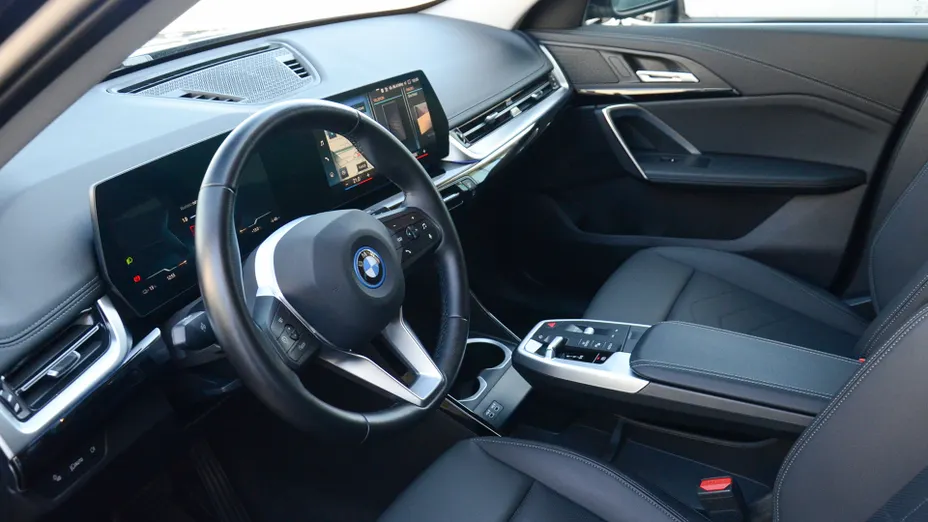 BMW iX1 iX1 xDrive30 66.5kWh xLine