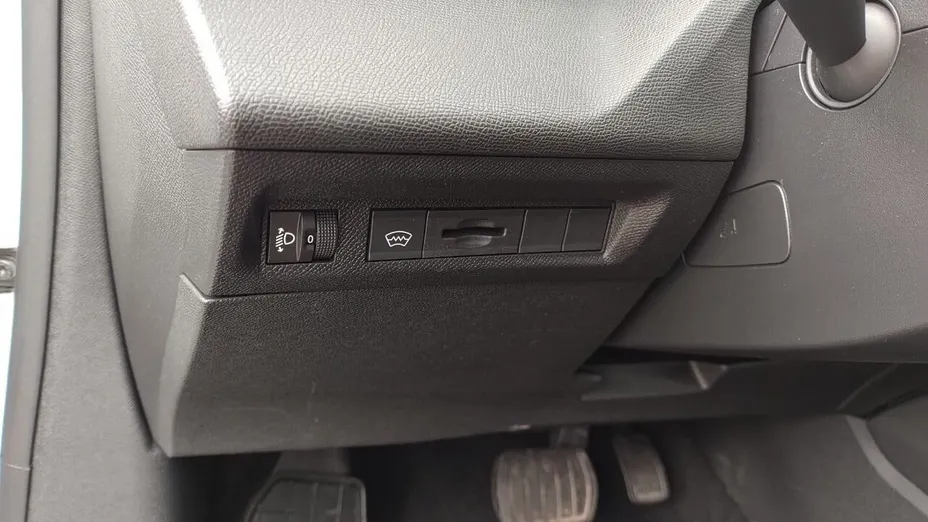 PEUGEOT 408 408 1.2 PureTech Allure S&S EAT8