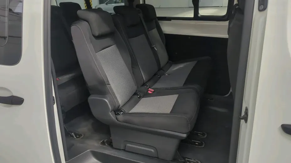 TOYOTA Proace Proace Kombi 2.0 D-4D Long 2,8t