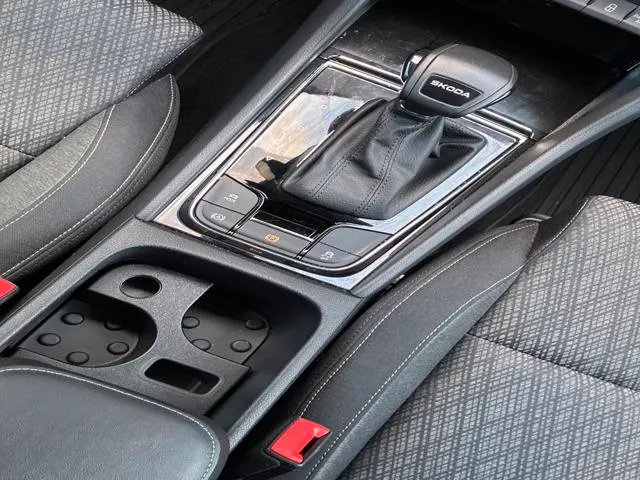 SKODA Karoq Karoq 1.5 TSI ACT Selection DSG