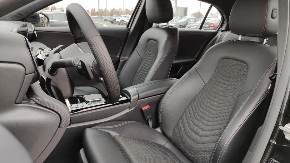 MERCEDES-BENZ A Klasa A 200 d Progressive 8G-DCT