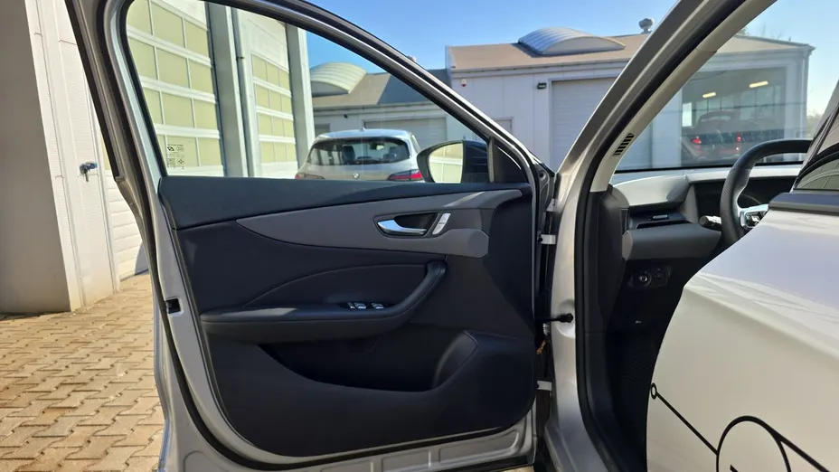 MG MGS5 MGS5 49kWh Standard Range RWD Excite