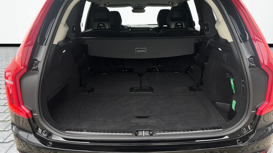 VOLVO XC90 XC90 T8 AWD Plug-In Hybrid Plus Dark 7os aut