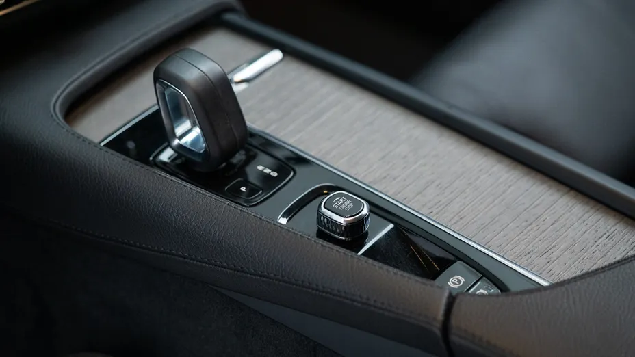 VOLVO V90 V90 CC B4 D AWD Pro aut