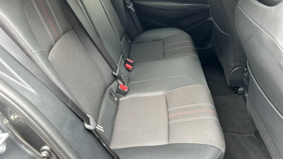 TOYOTA Corolla Corolla 1.8 Hybrid GR Sport