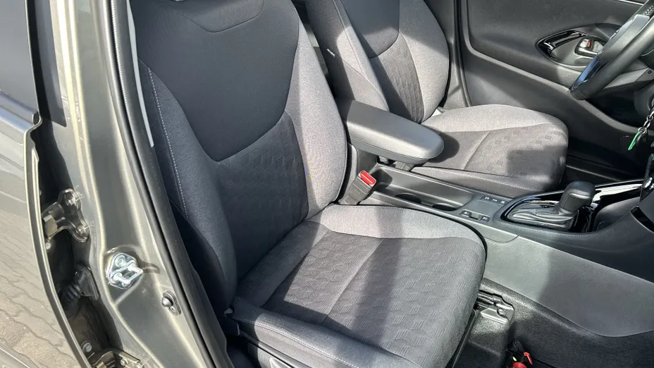 TOYOTA Yaris Yaris Hybrid 1.5 Style