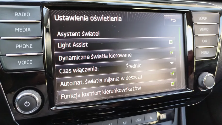 SKODA Superb Superb 2.0 TDI 4x4 Style DSG