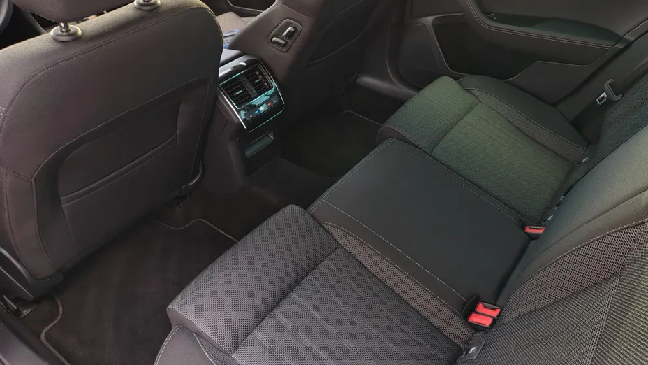SKODA Superb Superb 2.0 TDI SCR Style DSG
