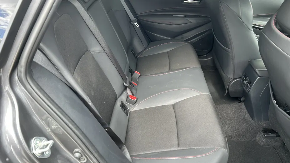 TOYOTA Corolla Corolla 2.0 Hybrid GR Sport