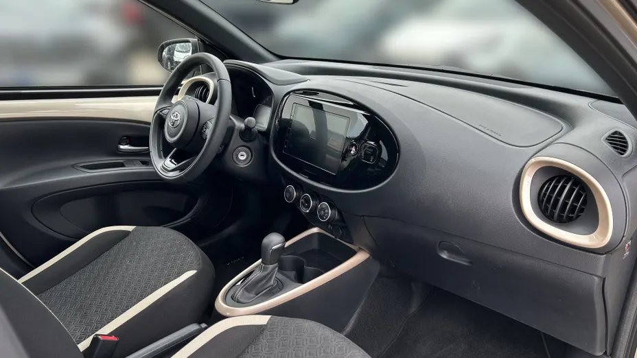 TOYOTA Aygo X Aygo X 1.0 VVT-i Style CVT