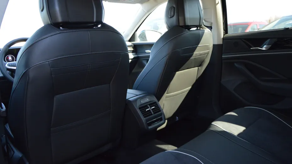 VOLKSWAGEN Passat Passat 2.0 TDI SCR Elegance DSG