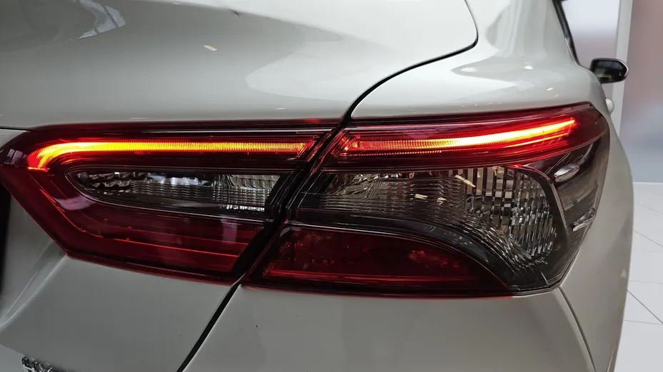 TOYOTA Camry Camry 2.5 Hybrid Prestige CVT