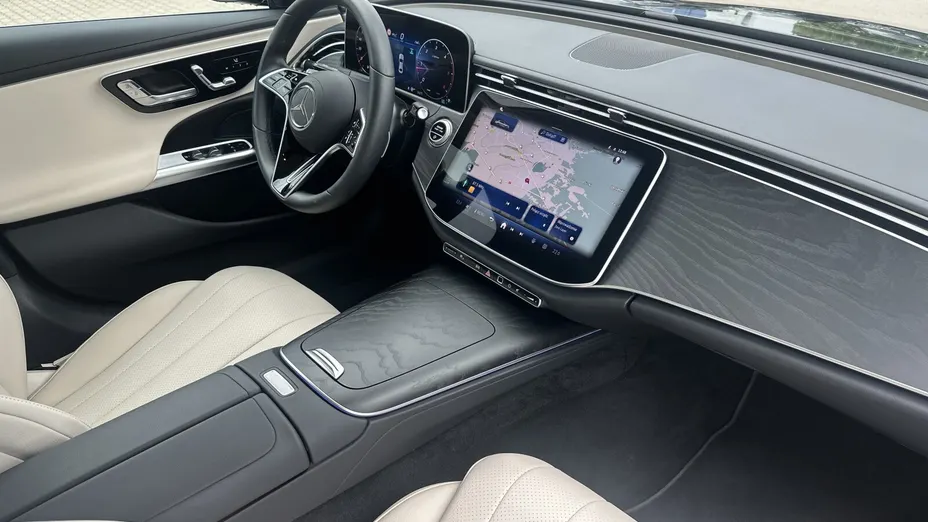 MERCEDES-BENZ E Klasa E 220 d mHEV 4-Matic Avantgarde 9G-Tronic