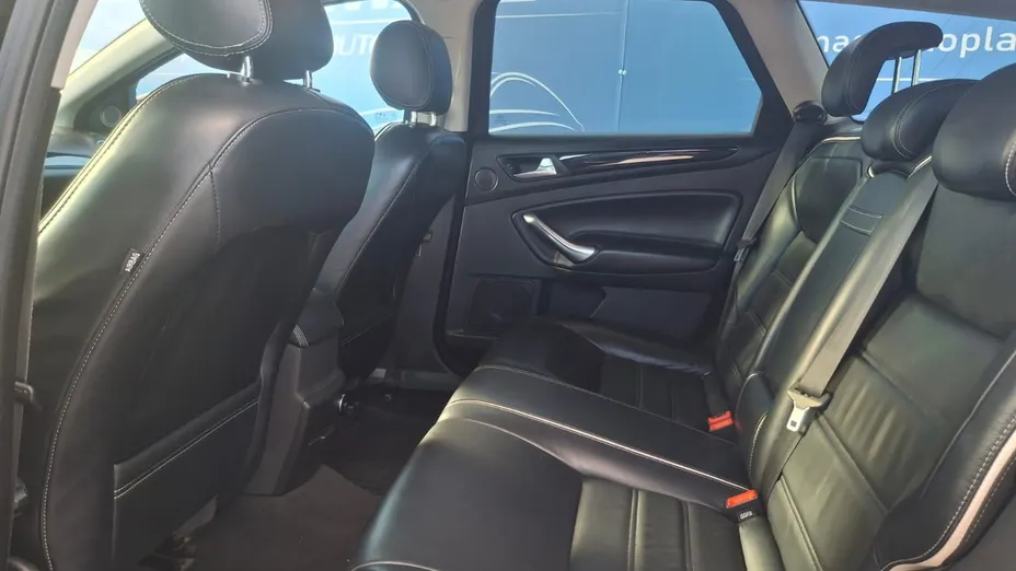 FORD Mondeo -