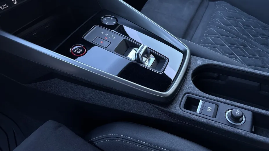 AUDI S3 Sportback -