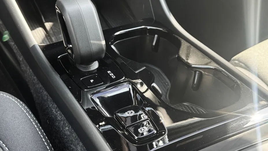 VOLVO XC40 XC40 B3 Plus Dark aut