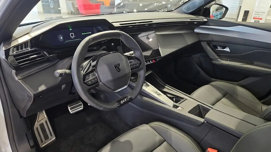 PEUGEOT 308 308 1.2 mHEV GT Exclusive S&S e-DCS6 Nowy