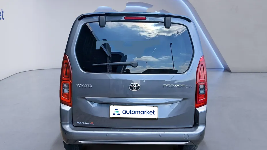 TOYOTA Proace City Verso Proace City Verso 1.2 D-4T Business Aut.