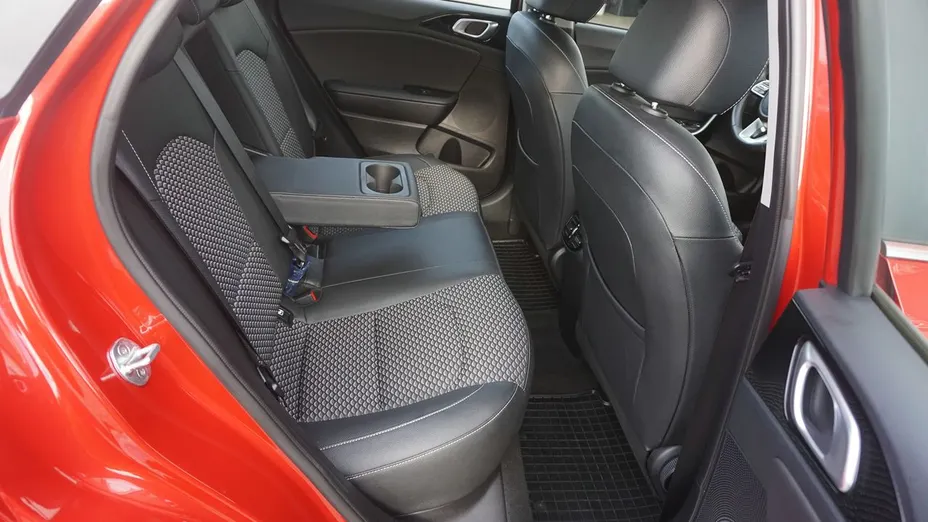KIA XCeed XCeed 1.5 T-GDI mHEV Prestige Line DCT