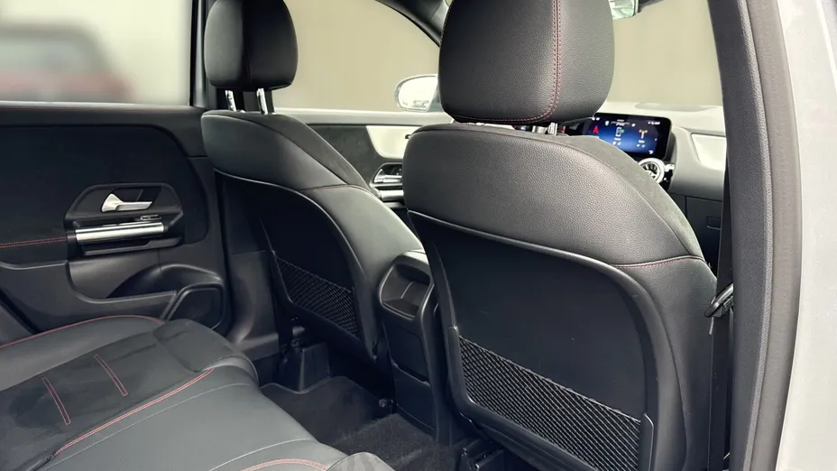 MERCEDES-BENZ GLA GLA 200 mHEV AMG Line 7G-DCT