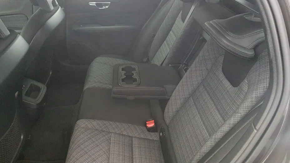 VOLVO V60 V60 B4 D Core aut