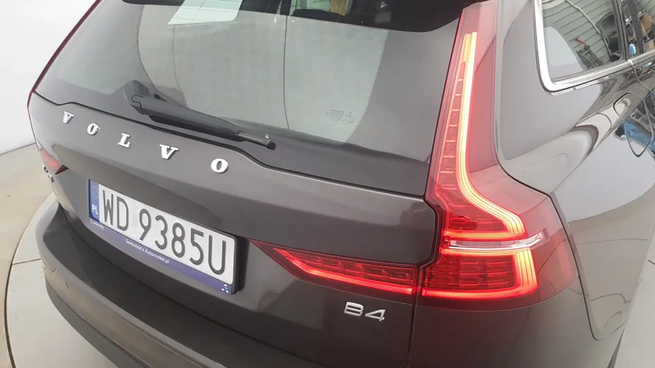 VOLVO V60 V60 B4 D Core aut