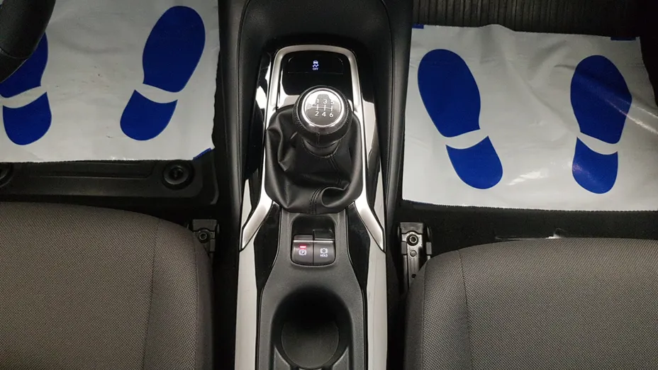 TOYOTA Corolla Corolla 1.5 Comfort