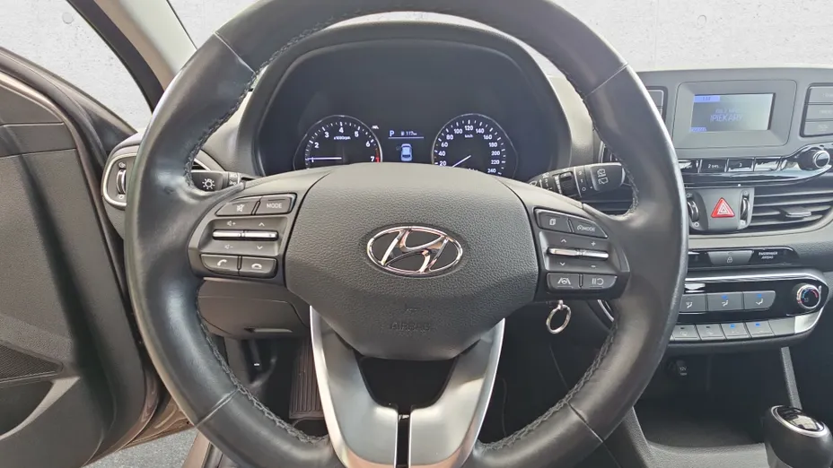 HYUNDAI i30 i30 1.0 T-GDI Classic + DCT