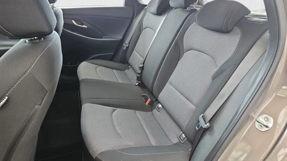 HYUNDAI i30 i30 1.0 T-GDI Classic + DCT
