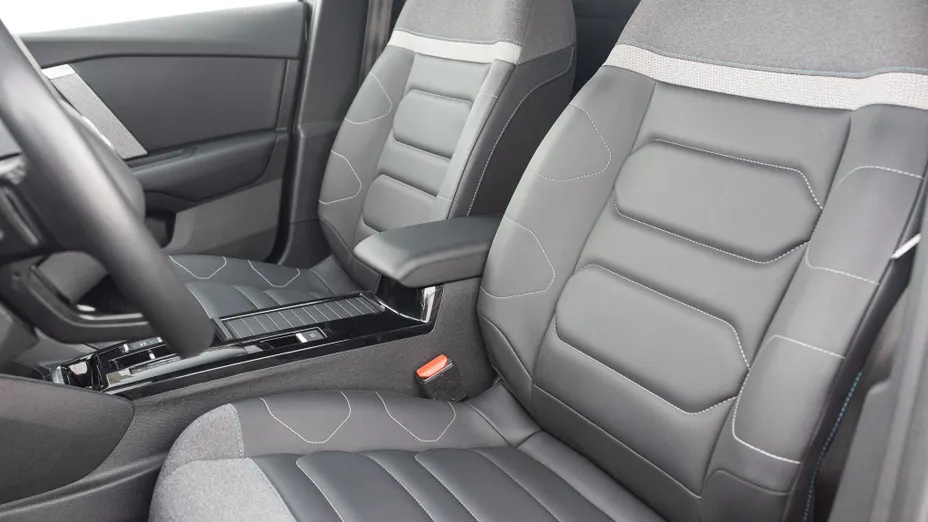 CITROEN C4 C4 1.2 PureTech Max S&S EAT8