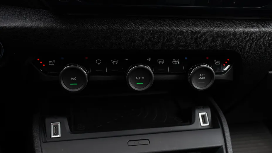 CITROEN C4 C4 1.2 PureTech Max S&S EAT8