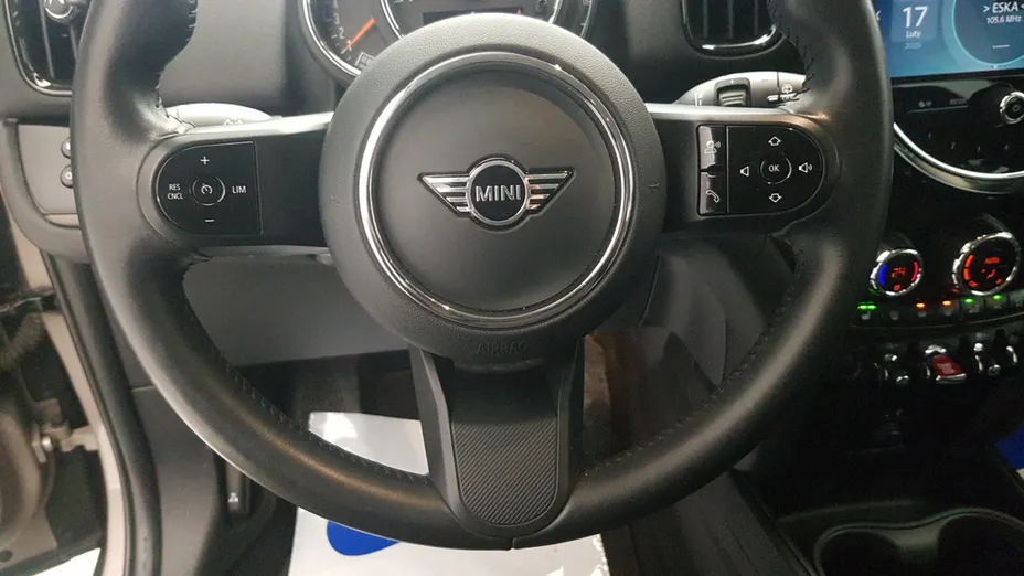 MINI [BMW] Countryman Cooper Classic Trim aut